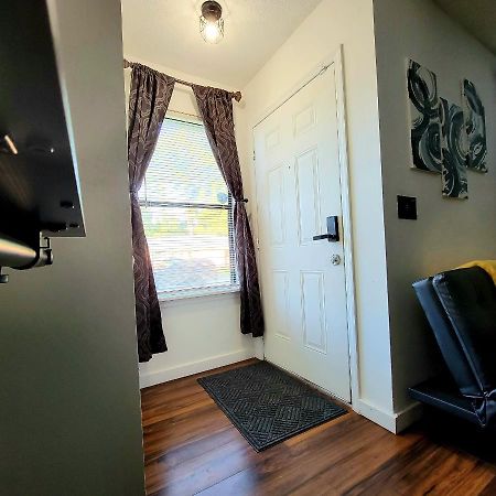 Hi-Tek-Duplex A-Two 75In 4K Led Villa Чарлстън Екстериор снимка