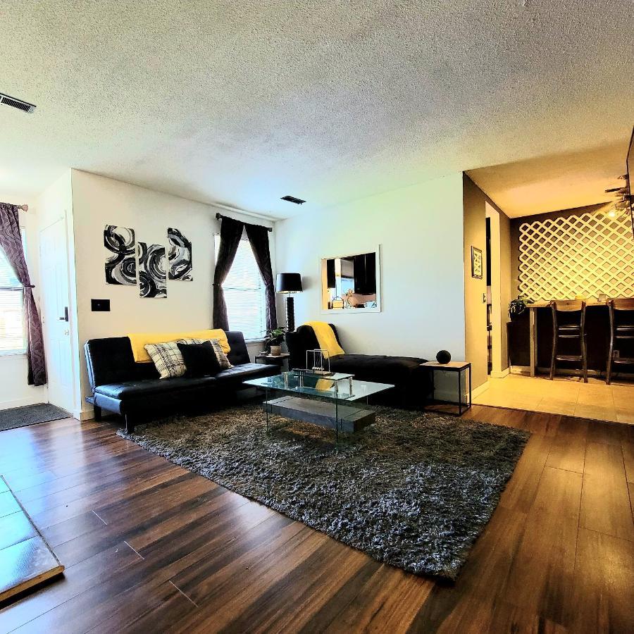 Hi-Tek-Duplex A-Two 75In 4K Led Villa Чарлстън Екстериор снимка