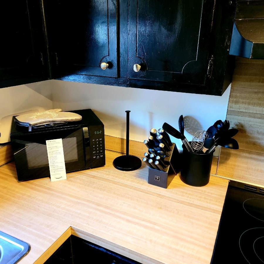 Hi-Tek-Duplex A-Two 75In 4K Led Villa Чарлстън Екстериор снимка