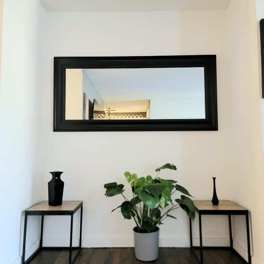 Hi-Tek-Duplex A-Two 75In 4K Led Villa Чарлстън Екстериор снимка